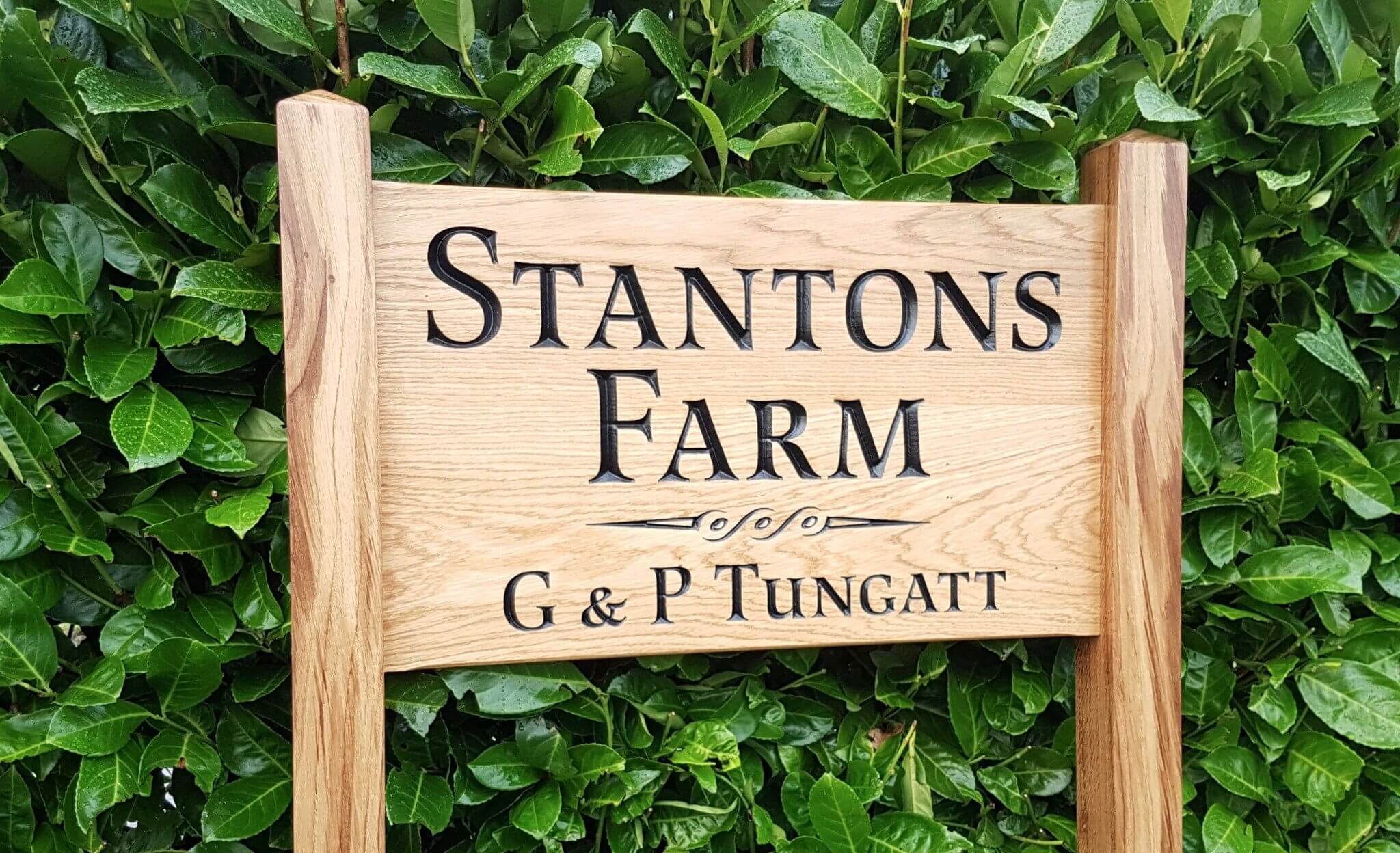 Ladder Sign - Extra Large - 720 x 400mm - Posts 70 x 70 x 1520mm - Bramble Signs Engraved Wall Mounted & Freestanding Oak House Signs, Plaques, Nameplates and Wooden Gifts