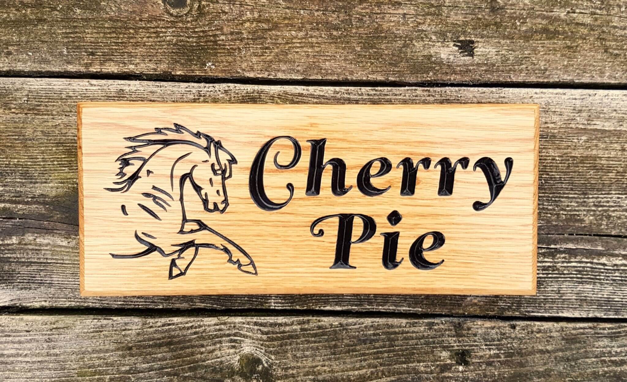 Stable Sign - Small - 265 x 110mm - Bramble Signs Engraved Wall Mounted & Freestanding Oak House Signs, Plaques, Nameplates and Wooden Gifts