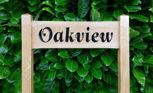 OAKVIEW solid oak 500x150 free standing inter-medium sized ladder sign FONT: Goudy Italic