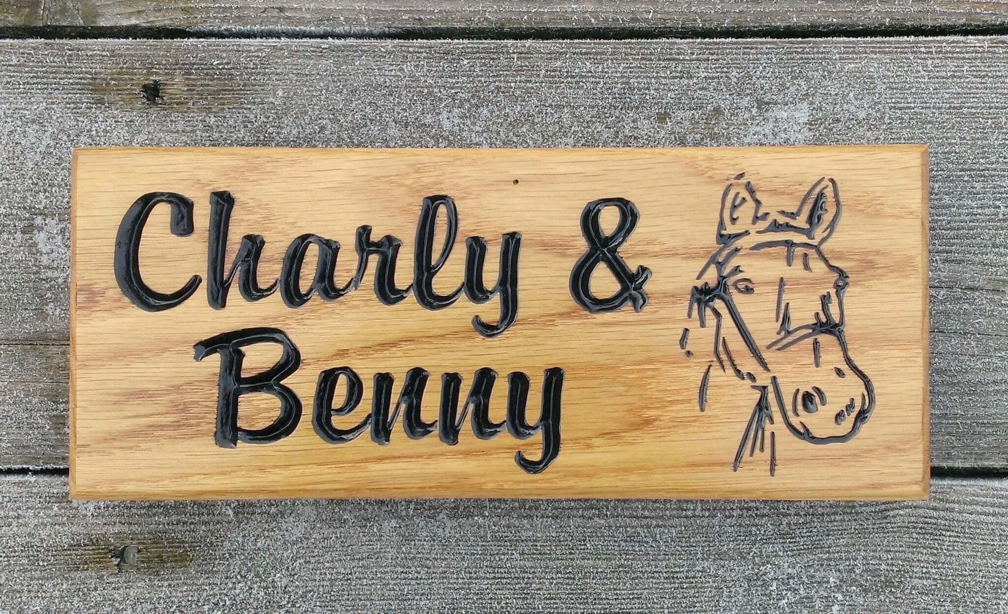 Stable Sign - Small - 265 x 110mm - Bramble Signs Engraved Wall Mounted & Freestanding Oak House Signs, Plaques, Nameplates and Wooden Gifts