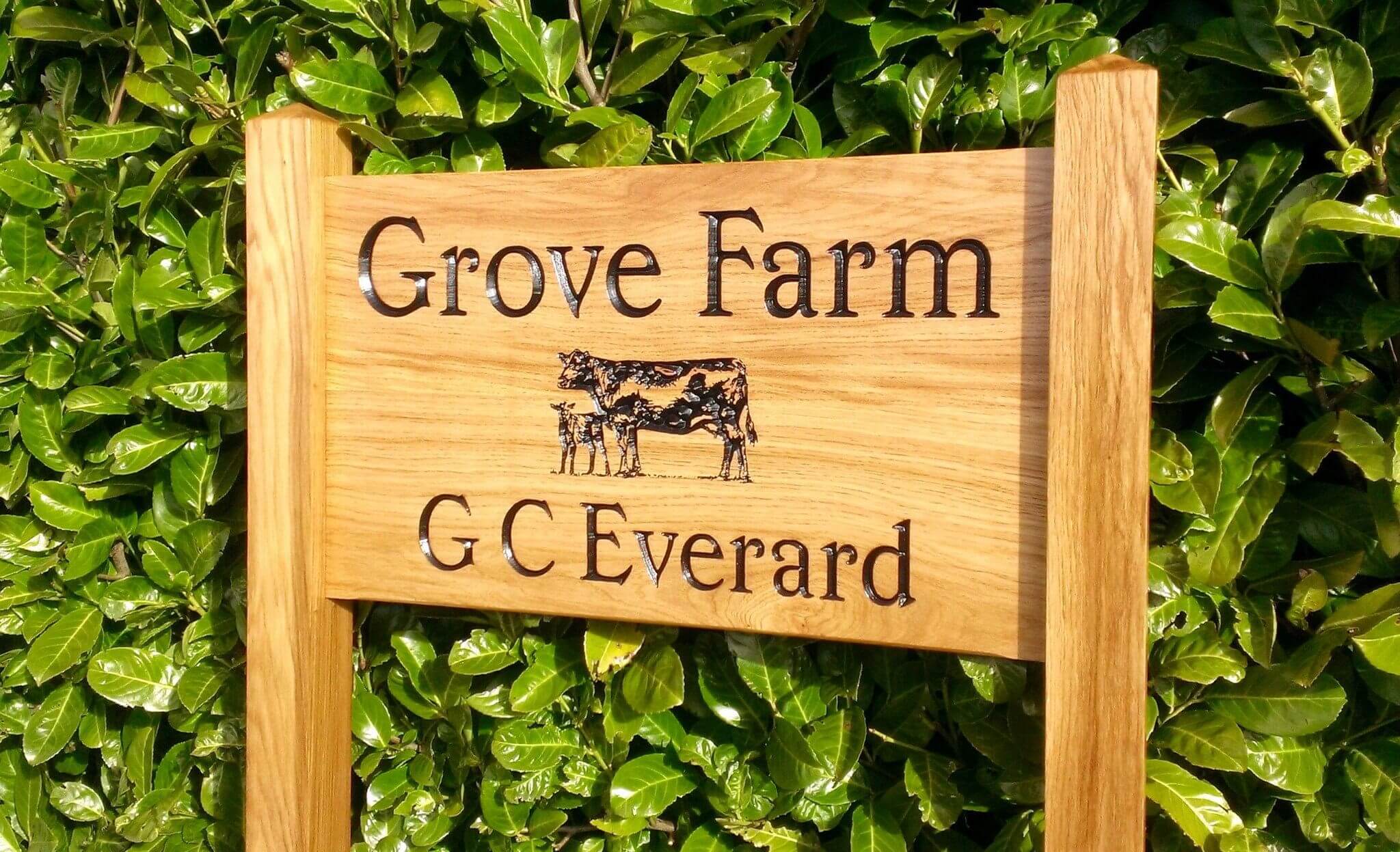 Ladder Sign - Extra Large - 720 x 400mm - Posts 70 x 70 x 1520mm - Bramble Signs Engraved Wall Mounted & Freestanding Oak House Signs, Plaques, Nameplates and Wooden Gifts