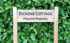 Dickens Cottage Inter-Medium ladder sign